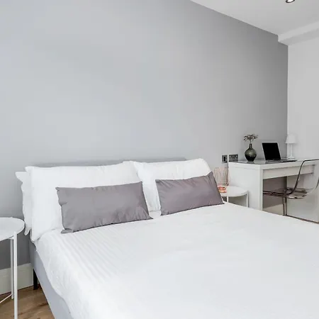 Luxury Chic Apartment Near Canary Wharf, Excel, O2 & Stratford London Exterior photo